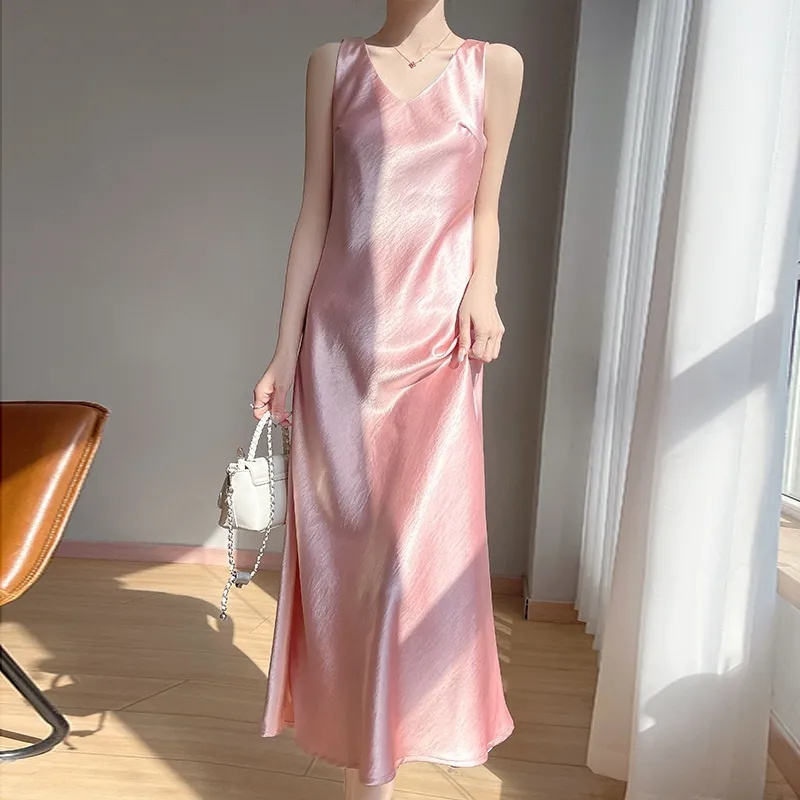 Women'S Fashion Gilded Age - ชุดเดรสยาวผ้าซาตินเคลือบทองหรูหราสำหรับผู้หญิง คอวี แขนกุด แฟชั่นสีพื้นเรียบง่าย สไตล์ลำลอง