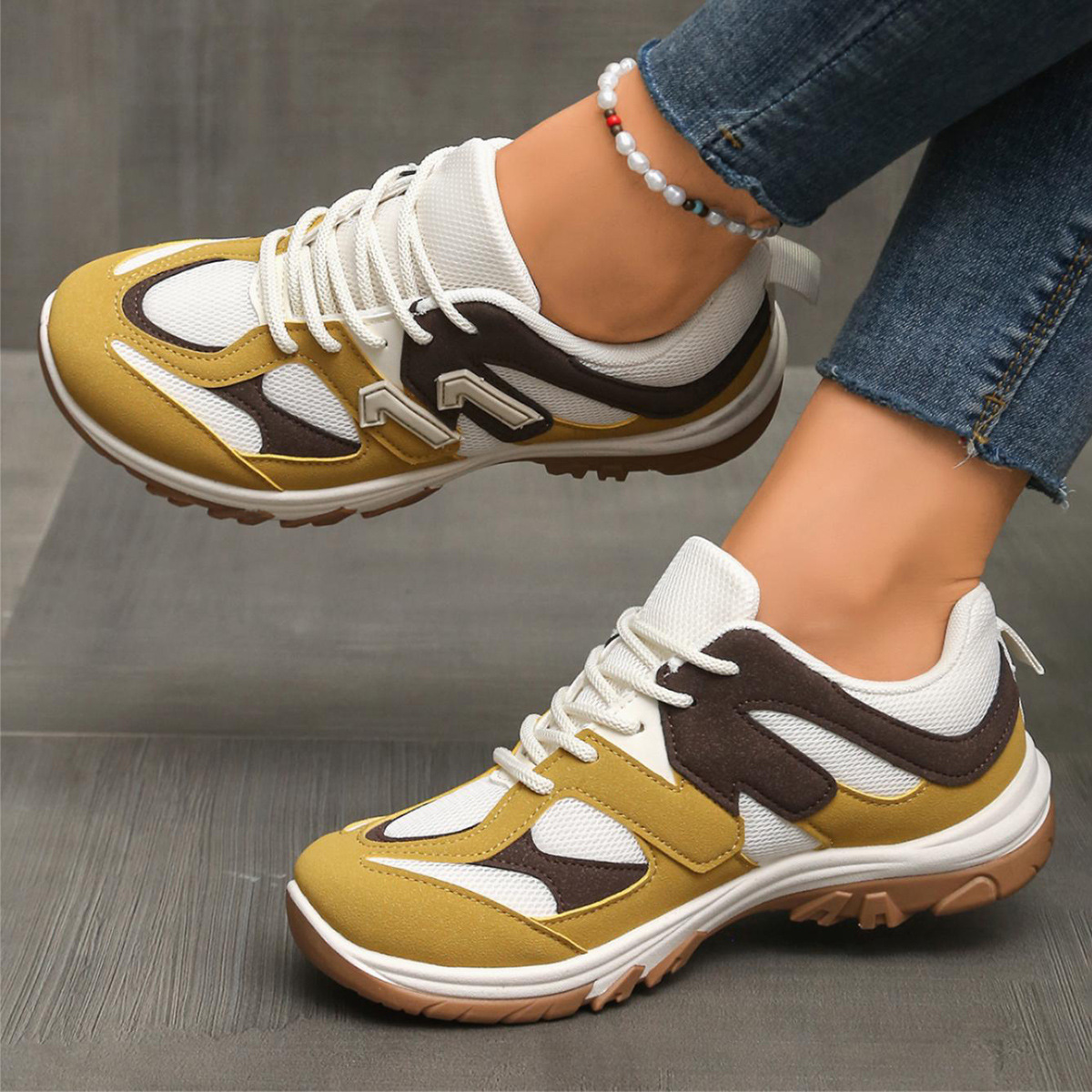 Women'S Yellow Fashion Sneakers - รองเท้าเดินป่ากันลื่นสีเทาเหลืองผสมแฟชั่นสำหรับผู้หญิง ฤดูใบไม้ร่วง 2025 ระบายอากาศได้ดี แบบผูกเชือก พื้นรองเท้านุ่มสบาย