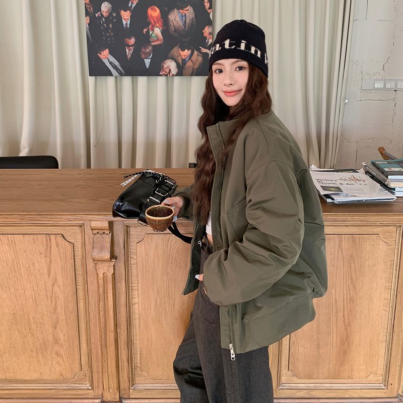 เสื้อแจ็คเก็ตบอมเบอร์แบบพัฟเฟอ - Sherpa Coat Women บทวิจารณ์และราคา