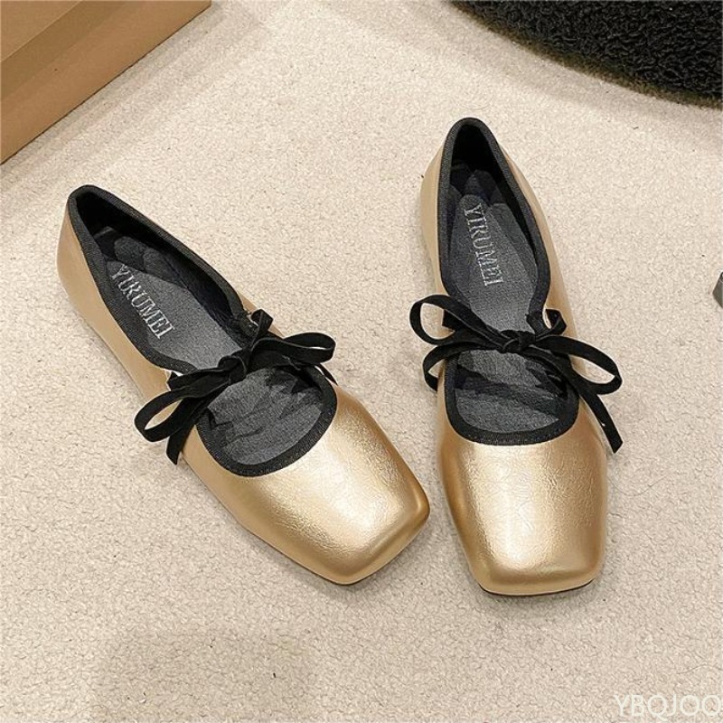 รองเท้าผู้หญิงสีพื้นเรียบง่าย  - Women'S Fashion For 2025 บทวิจารณ์และราคา